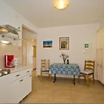 With Parking Space Hvar - 25169 هفار