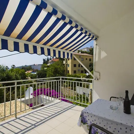 With Parking Space Hvar - 25169 Appartamento Hvar Town